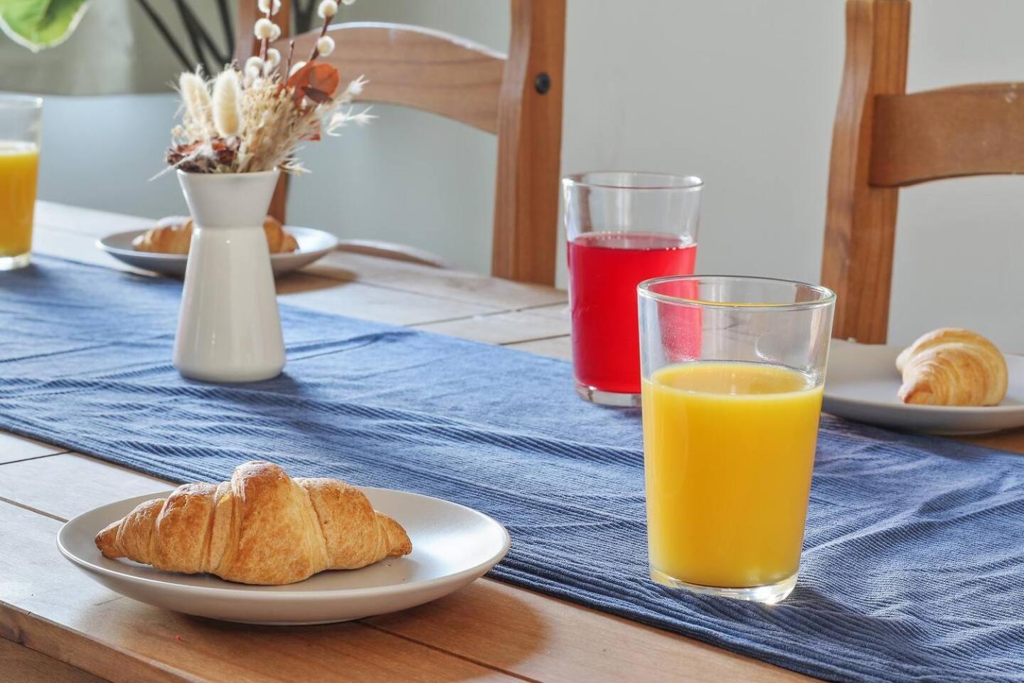 Prime Location Stylish 4-bed House Near Trent Br Сasa de vacaciones Nottingham